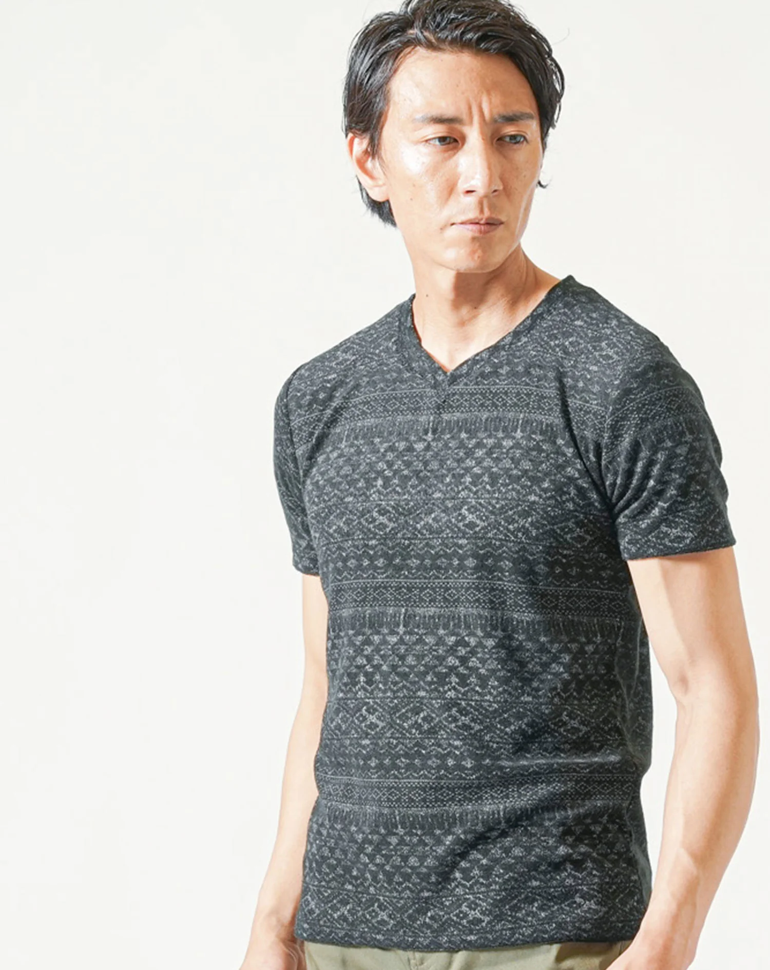 バイカーファッション・ちょいワルメンズ3点コーデセット 黒7分袖シャツ×黒半袖Tシャツ×カーキブーツカットチノパン - Image 7