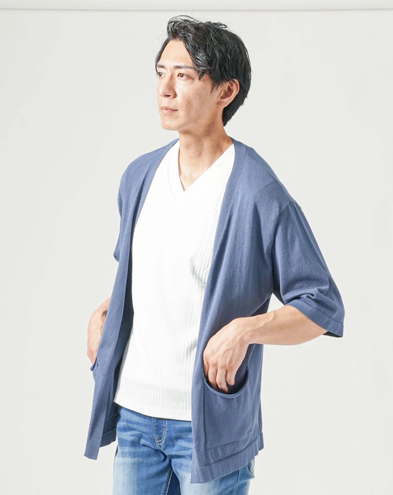 メンズ夏服トップス3点コーデセット　ダークブルー5分袖カーディガン×白半袖Tシャツ×黒半袖Tシャツ - Image 3