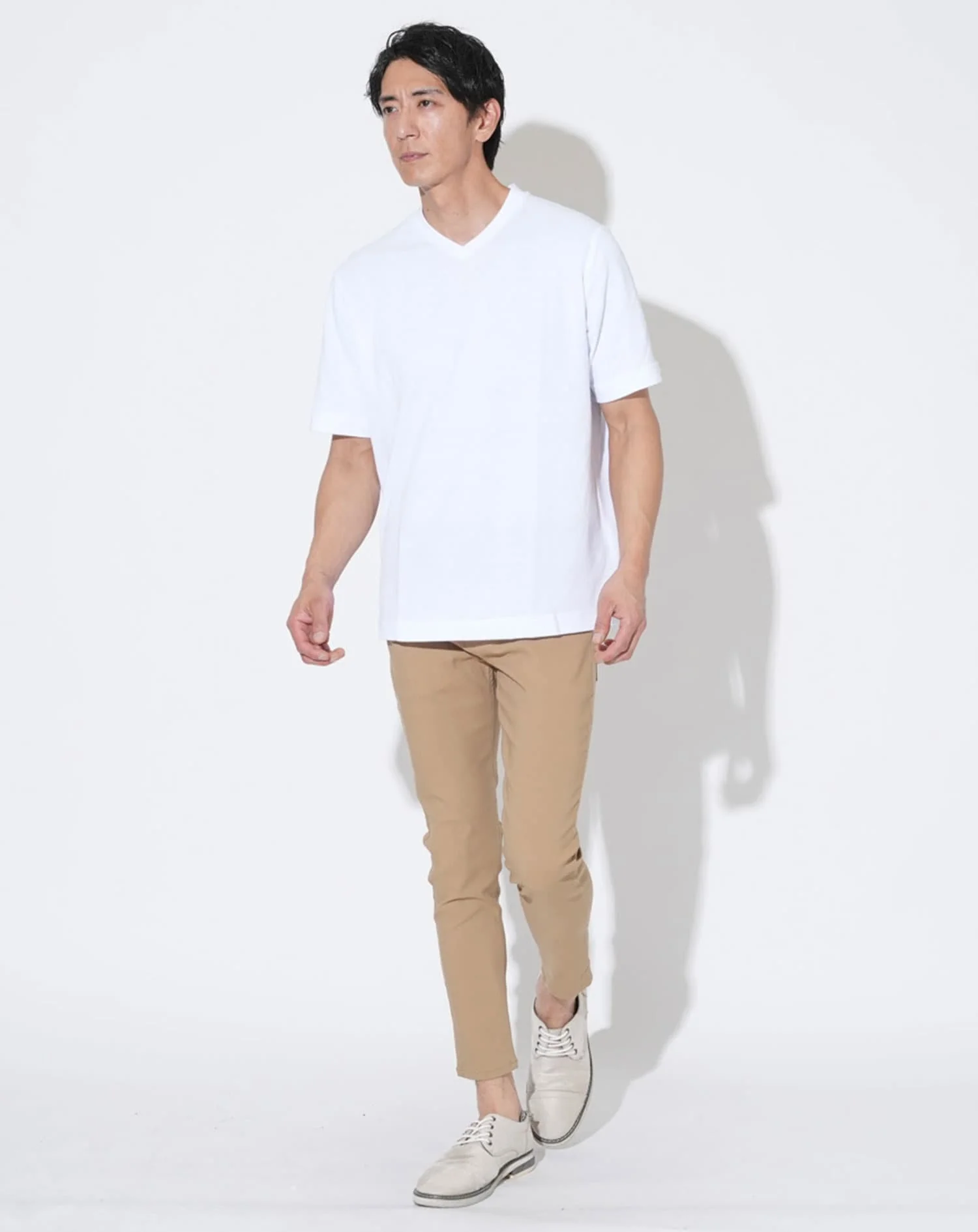 ジャケット専用インナークールマックスVネック半袖Tシャツ - Image 10