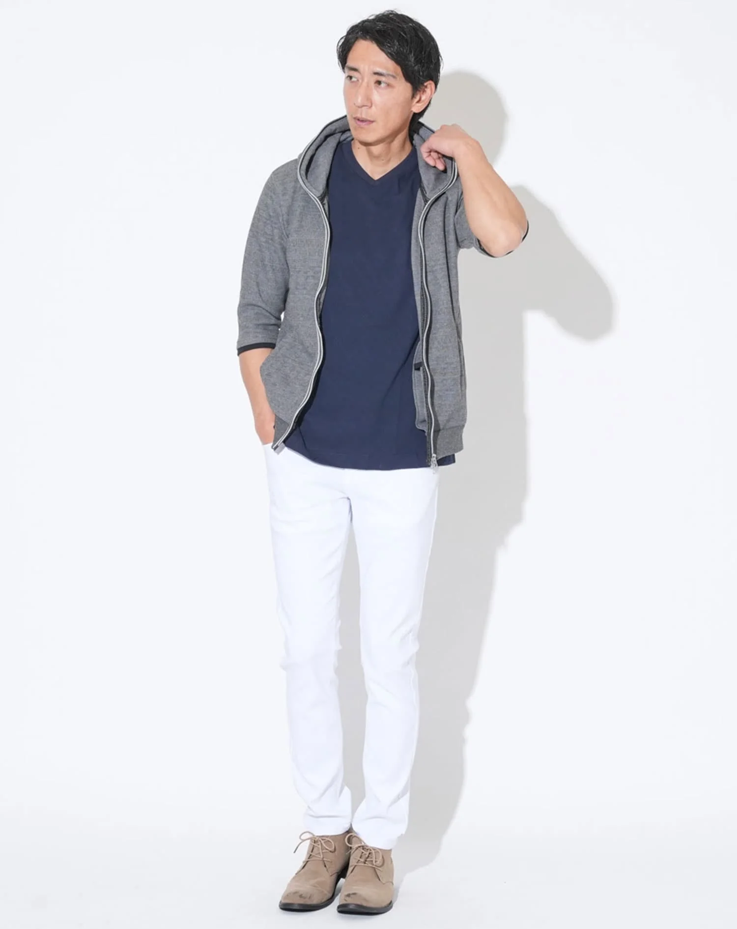 ジャケット専用インナークールマックスVネック半袖Tシャツ - Image 18