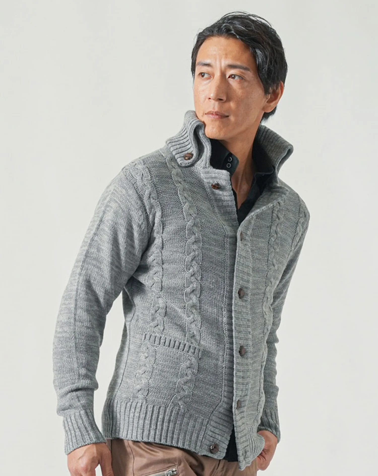 ドンキ襟ケーブル編み長袖ニットアウター - Image 16