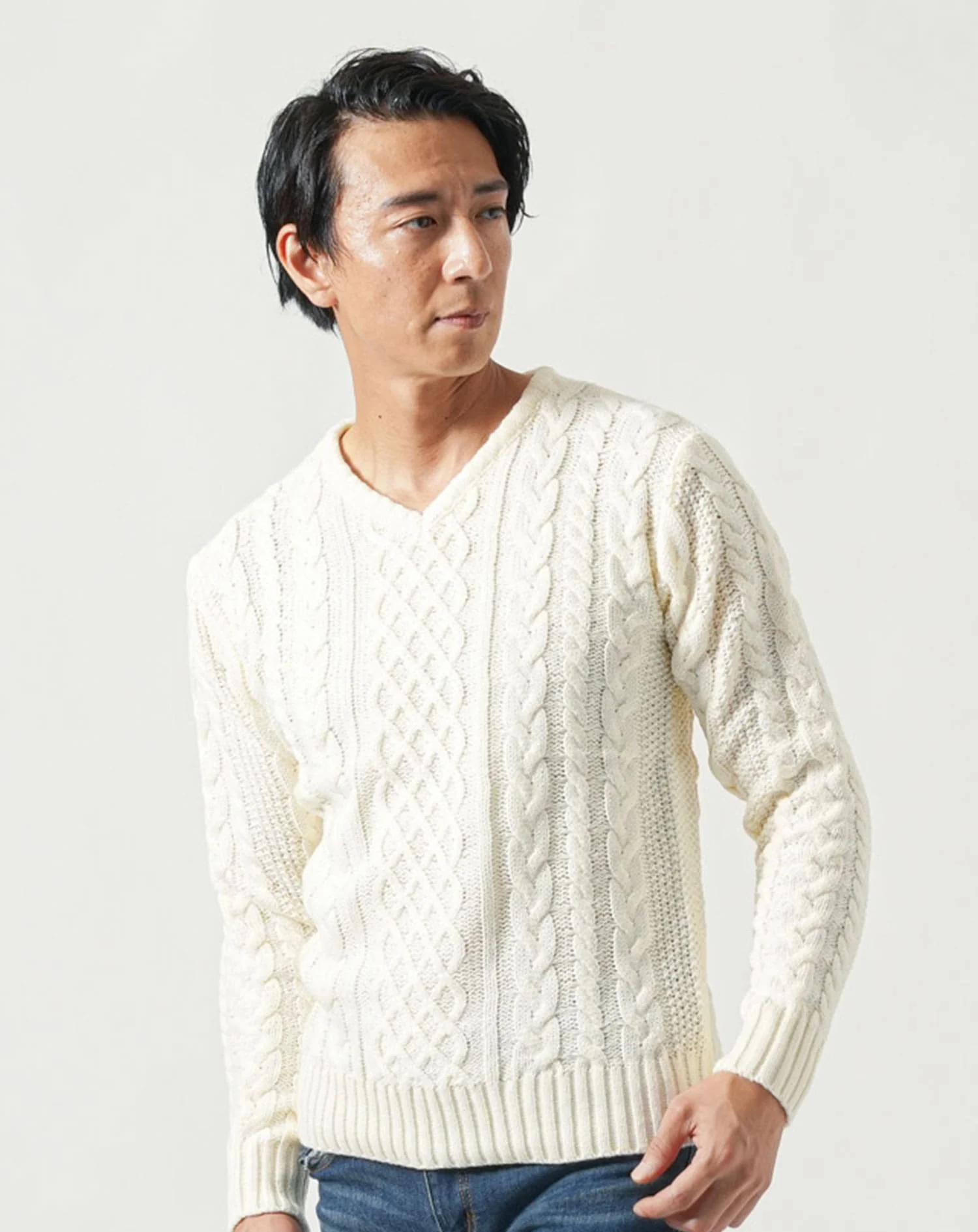 ケーブル編みアクリルVネック・クルーネック長袖ニットTシャツ - Image 18