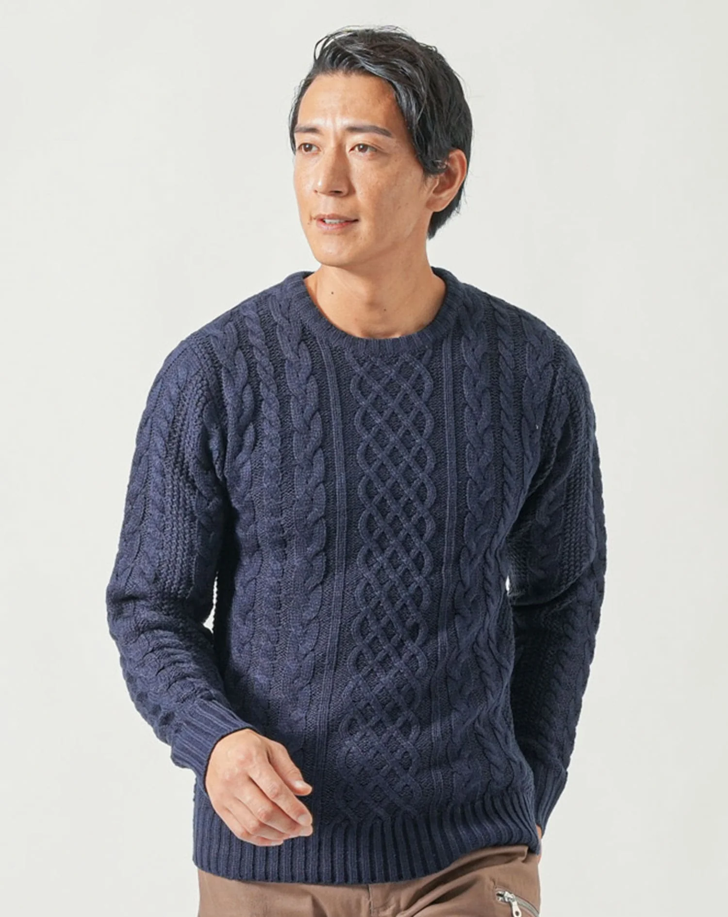ケーブル編みアクリルVネック・クルーネック長袖ニットTシャツ - Image 47