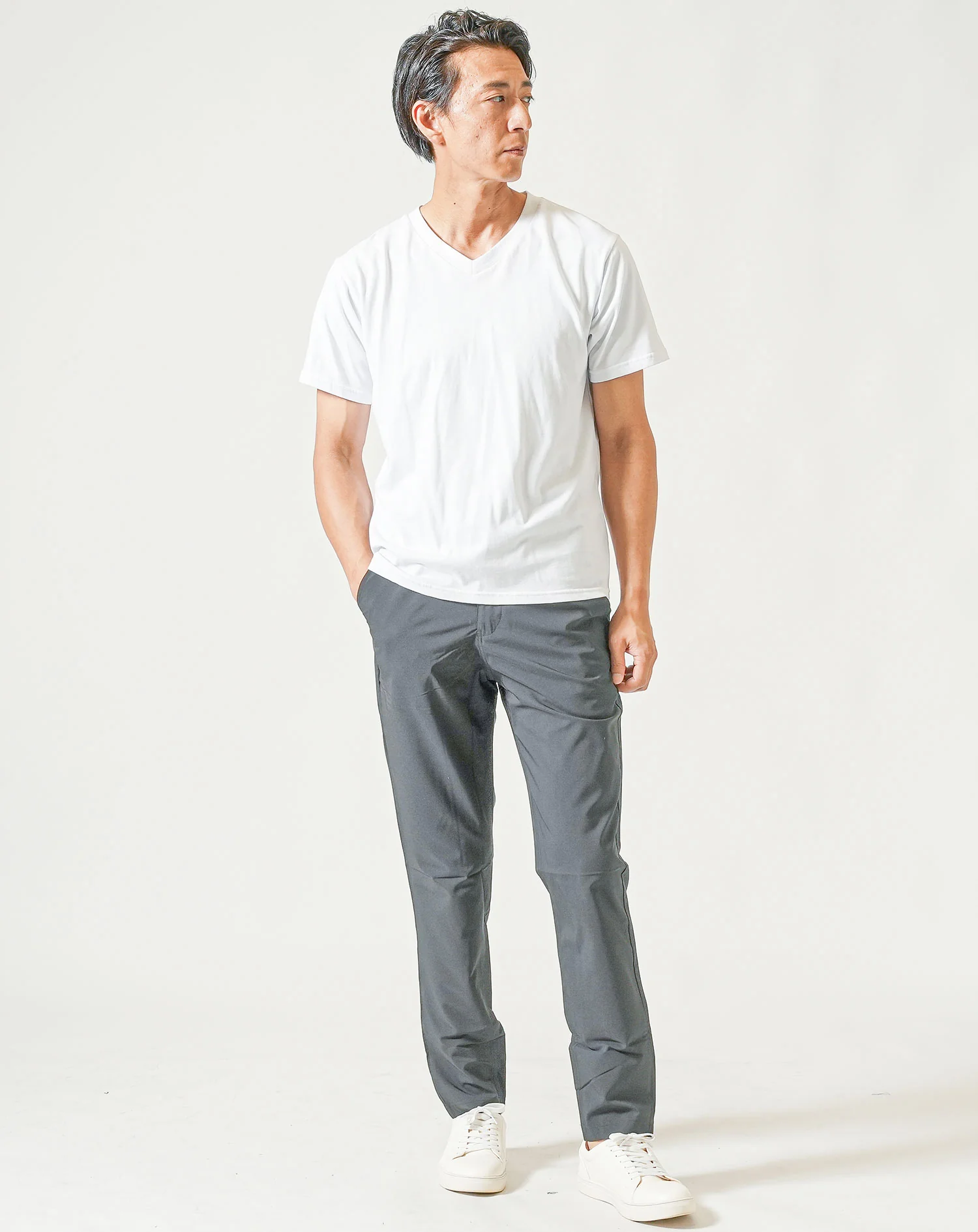 スーパーストレッチ接触冷感テーパードチノパンツ - Image 11