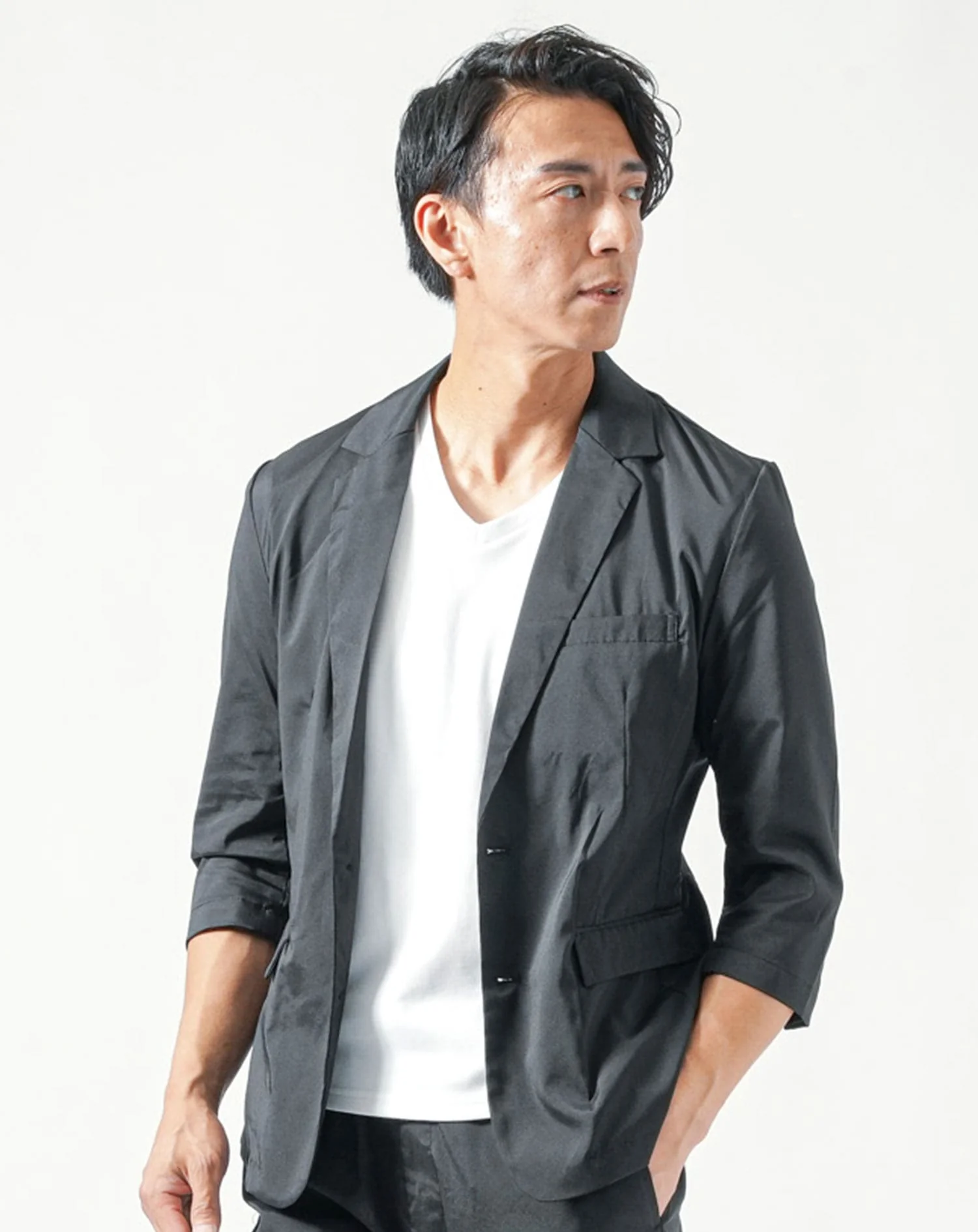 夏服セットアップ 接触冷感7分袖ストレッチテーラードジャケット×テーパードアンクルパンツ 2枚セット - Image 9