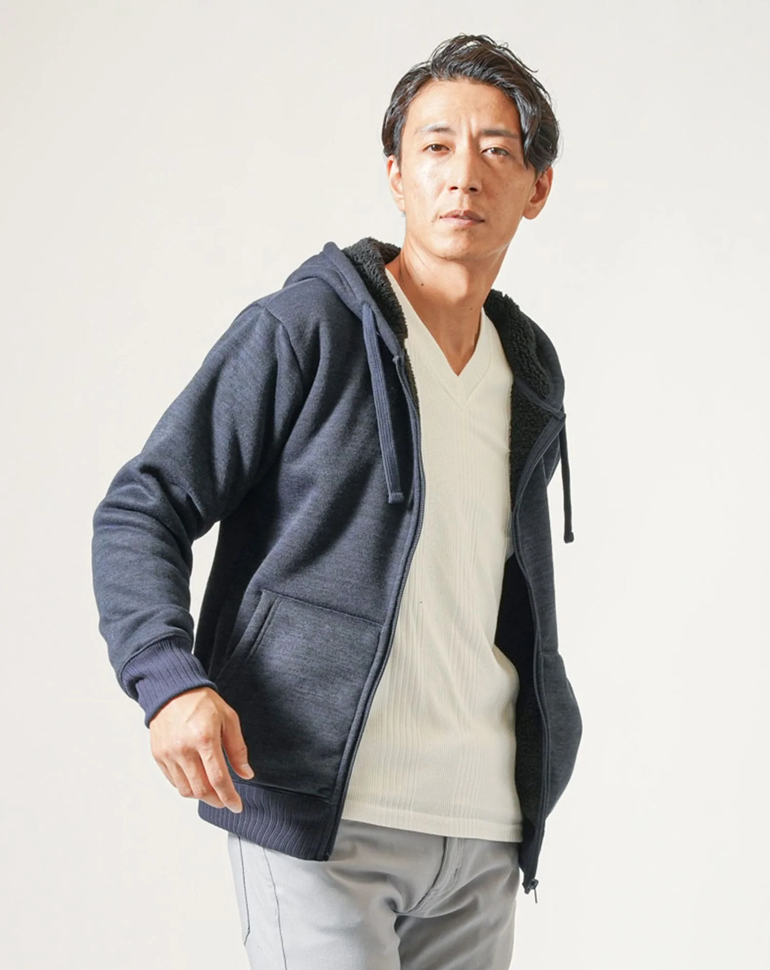 裏ボア素材ジップアップ長袖パーカー - Image 15