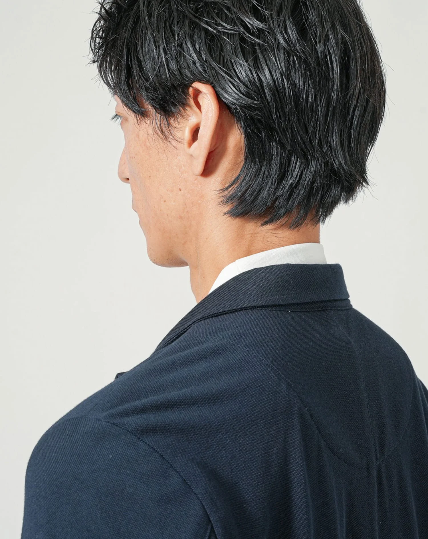 ジャケットのインナー専用　接触冷感・汗染み軽減半袖Tシャツ - Image 12