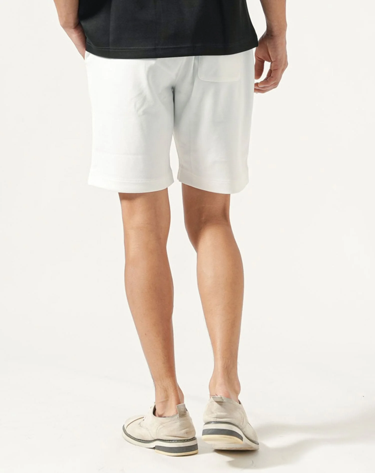 セットアップ 接触冷感オーバーサイズ半袖VネックTシャツ×ハーフパンツ - Image 10