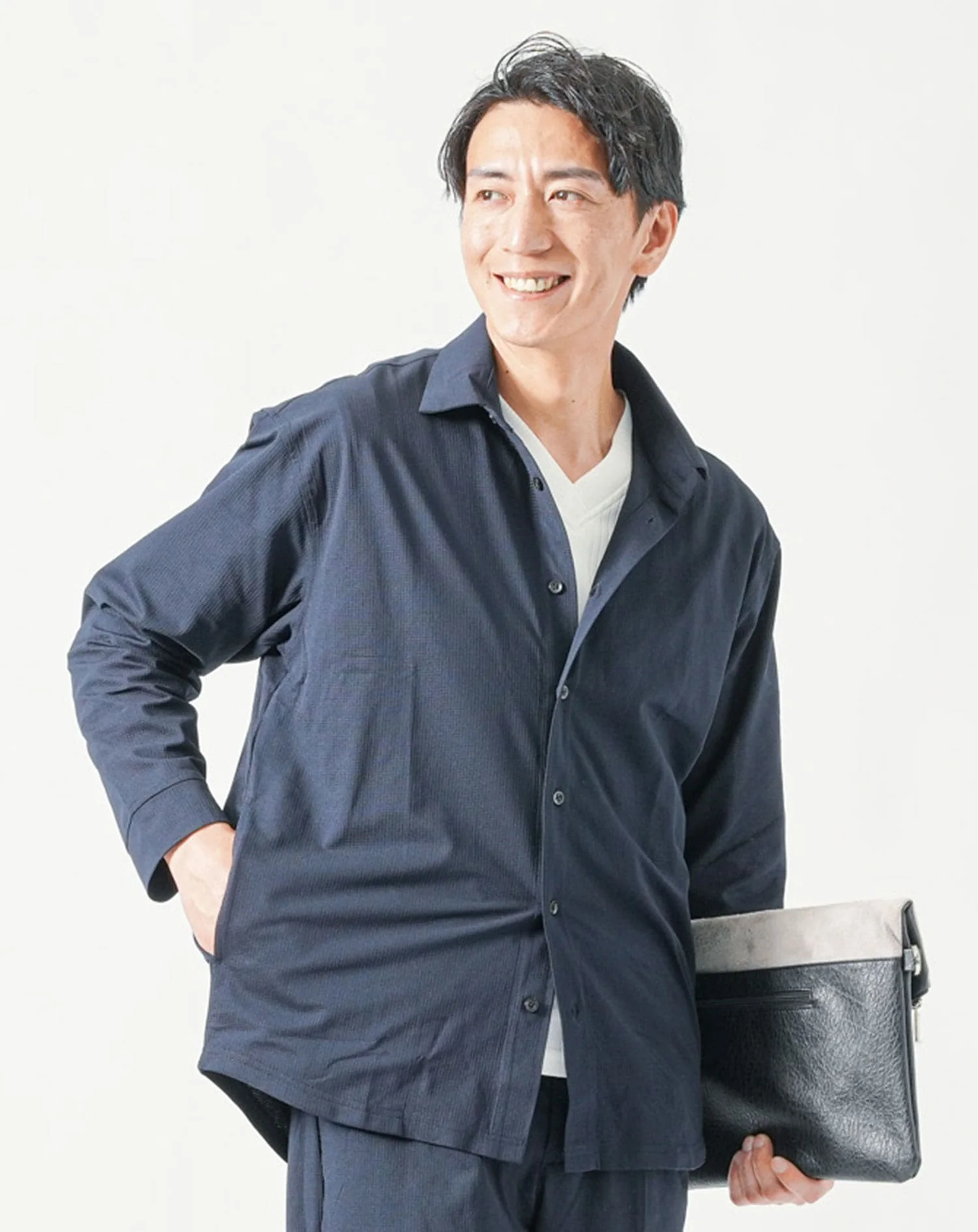 セットアップ　ブレサブルクール長袖シャツアウター×テーパードトラウザーパンツ - Image 18