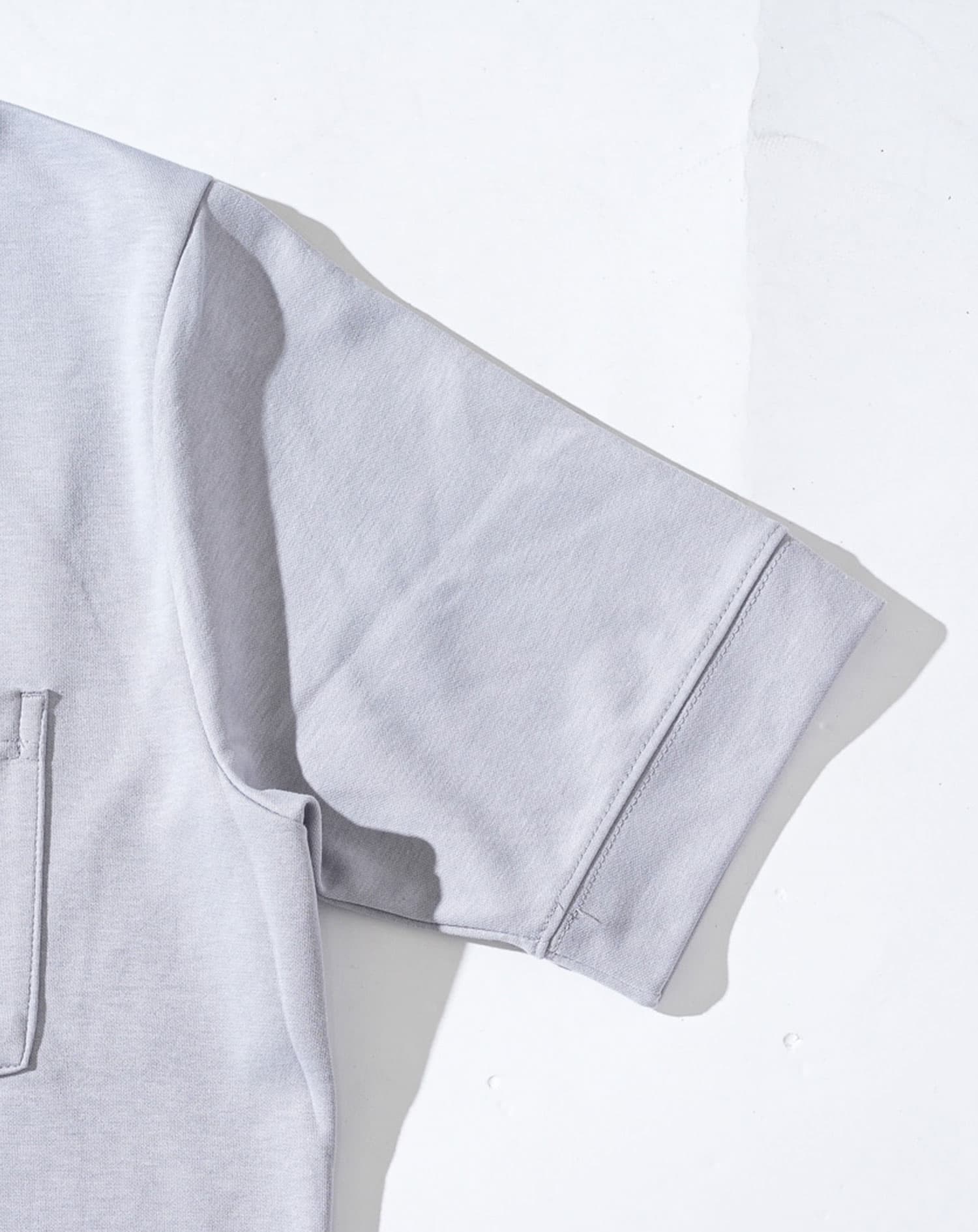 汗ジミ軽減 大人のスマート半袖Tシャツ - Image 23