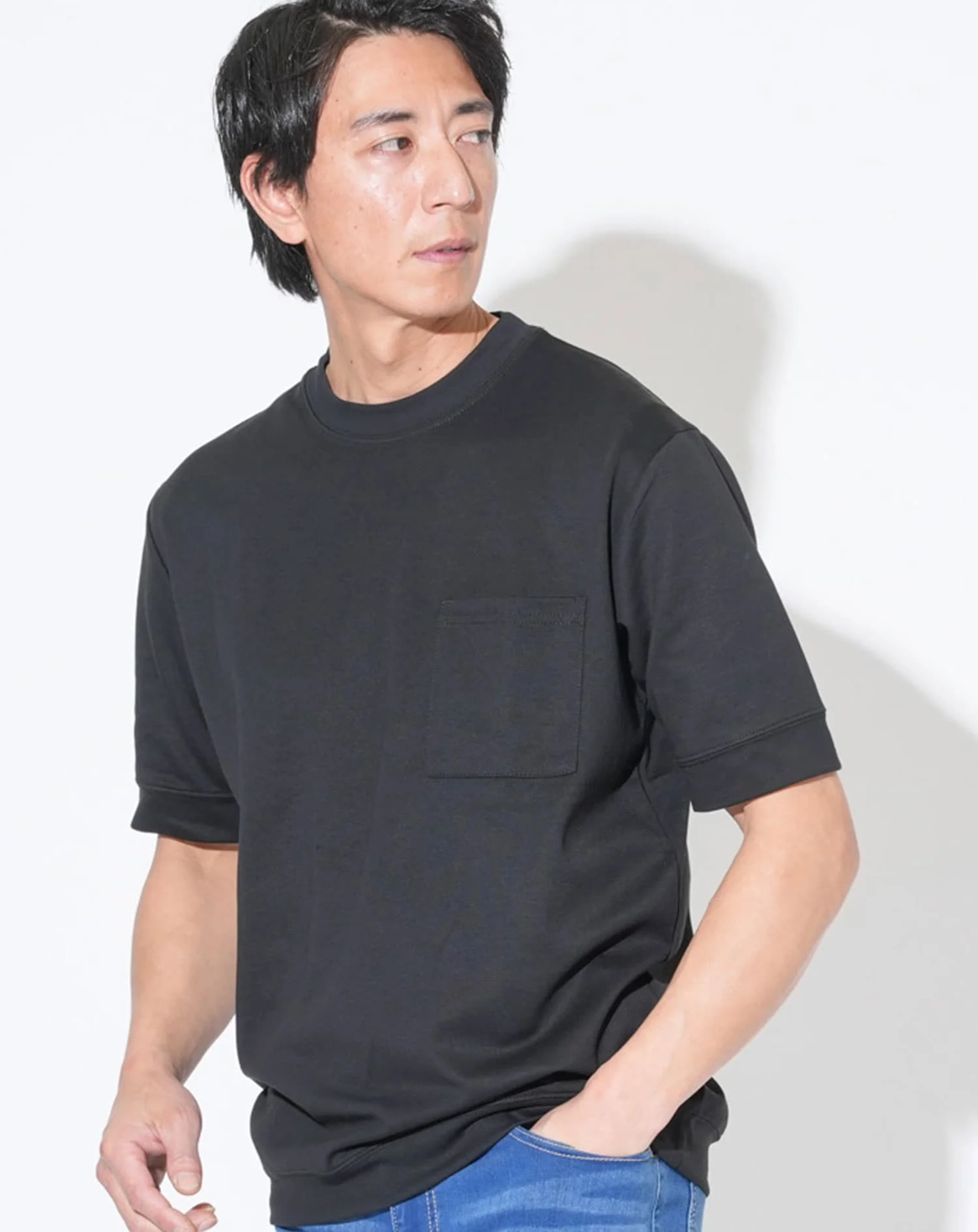 汗ジミ軽減 大人のスマート半袖Tシャツ - Image 5
