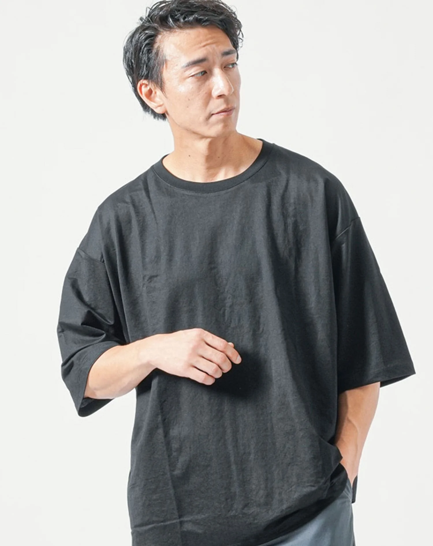 接触冷感オーバーサイズ半袖クルーネックTシャツ - Image 3