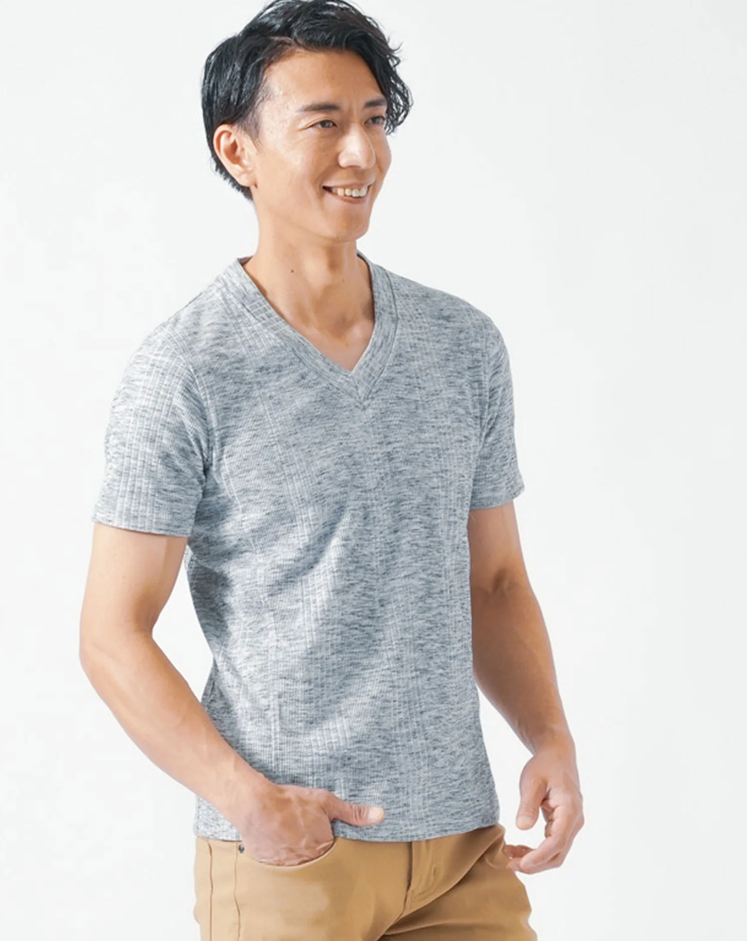 ランダムテレコスリムフィットVネック半袖Tシャツ - Image 46