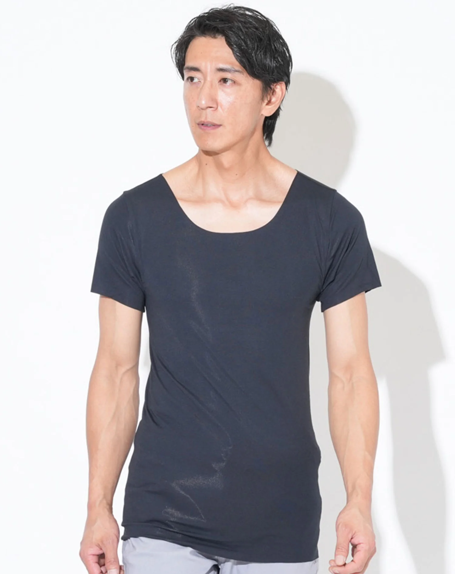 Tシャツ専用インナー　汗取りパット付きカットオフUネック短半袖Tシャツ - Image 15