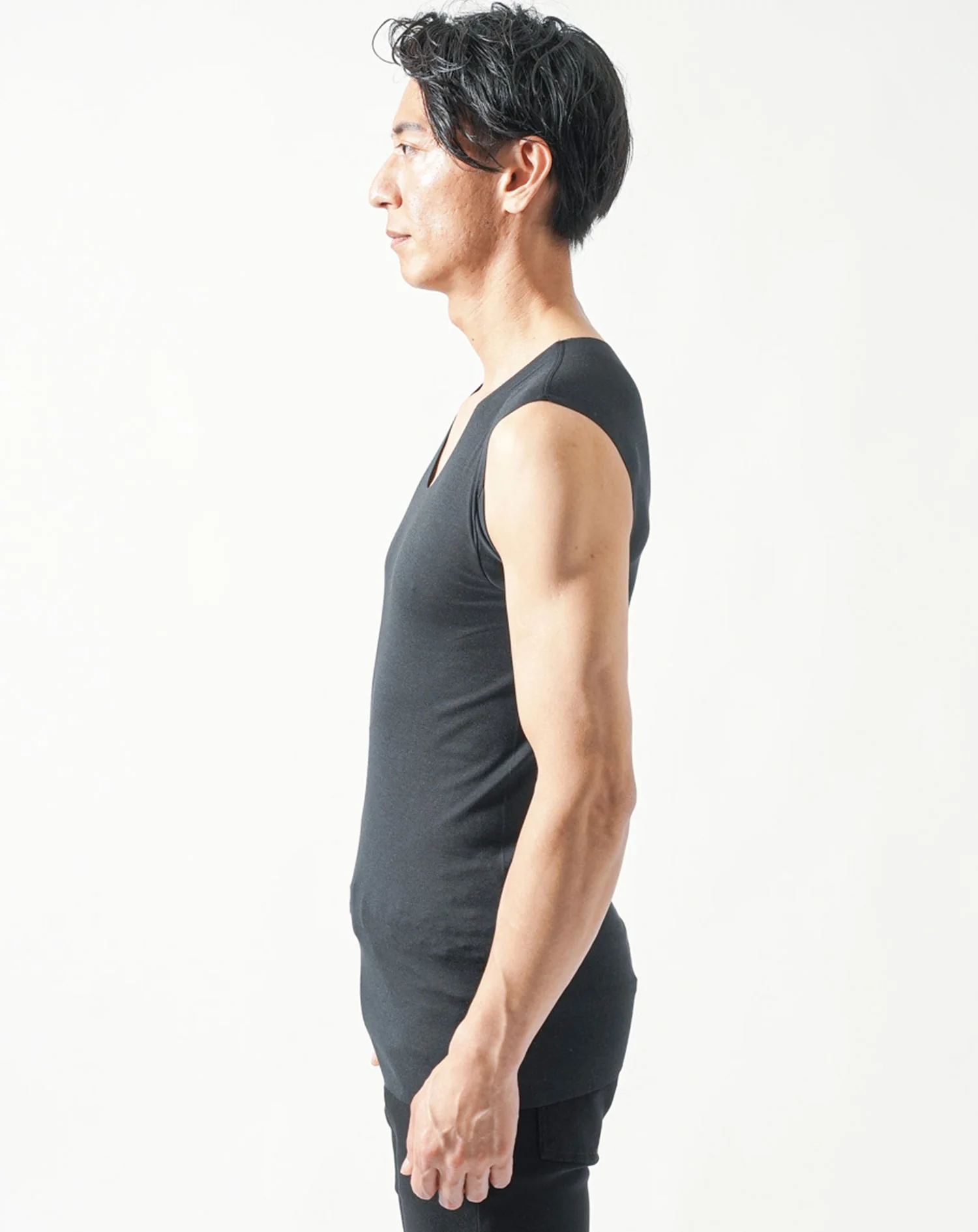Tシャツ専用インナー　汗取りパット付きカットオフUネックノースリーブ・半袖Tシャツ - Image 22