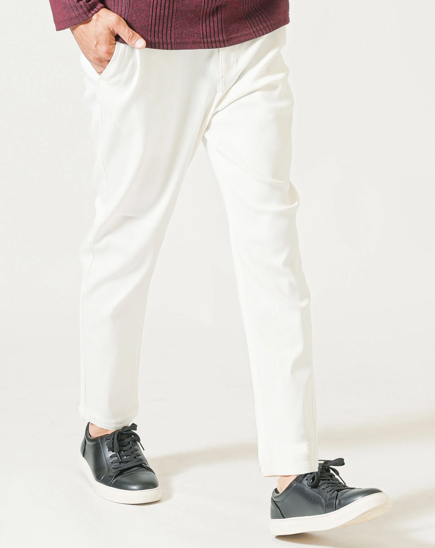 厚手生地ストレッチテーパードチノパンツ - Image 24