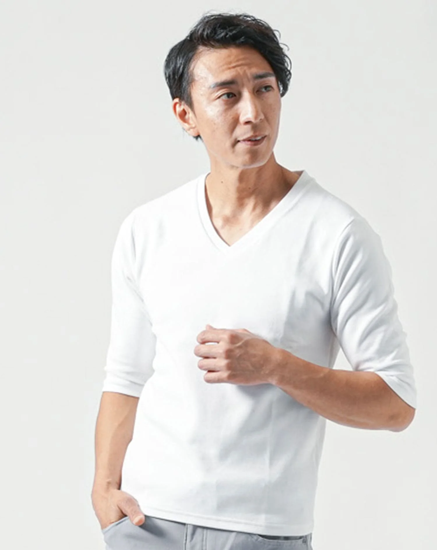 厚手生地スリムフィットストレッチ7分袖VネックTシャツ - Image 10