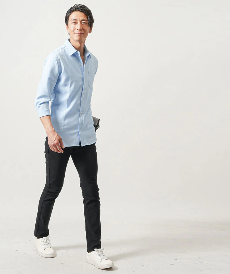40代メンズ3点コーデセット　白7分袖シャツ×サックス7分袖シャツ×黒スリムテーパードチノパンツ - Image 10