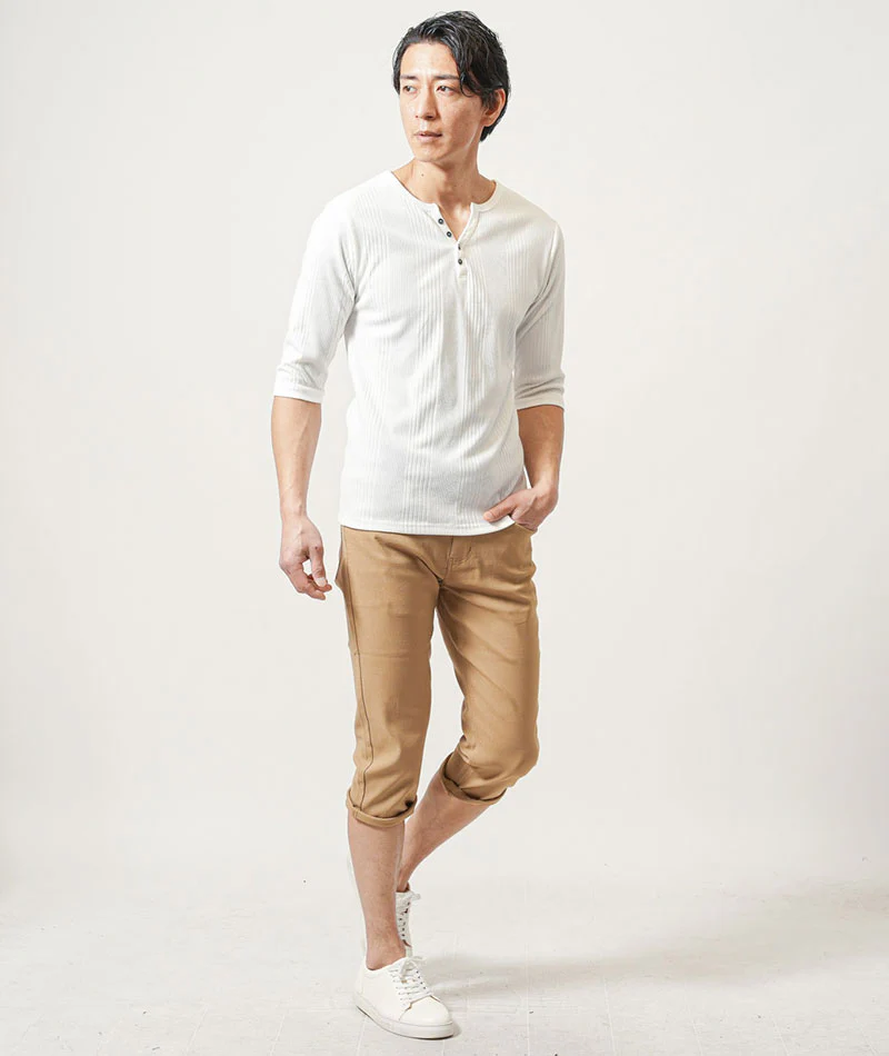 40代メンズ夏服3点コーデセット　ネイビー7分袖テーラードジャケット×白7分袖Tシャツ×ベージュストレッチクロップドチノパンツ - Image 5