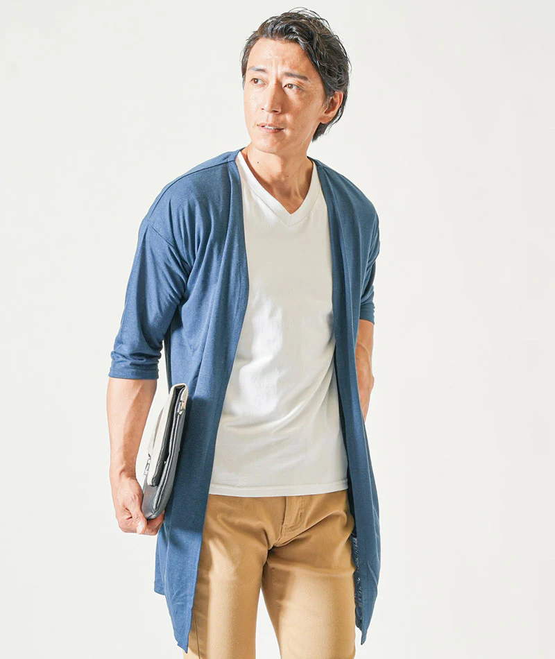 40代メンズ夏の3点コーデセット　ネイビー7分袖ロングカーディガン×白半袖Tシャツ×ベージュアンクルチノパンツ - Image 12