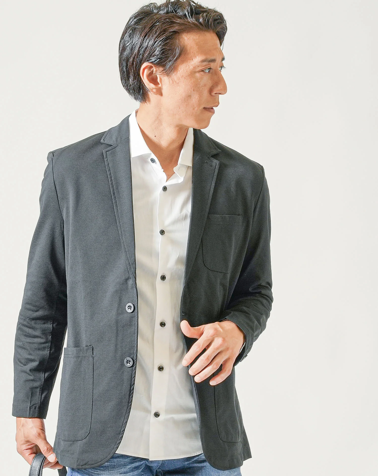 40代メンズ3点コーデセット　黒長袖テーラードジャケット×白長袖シャツ×ダークブルーストレッチデニムパンツ 日本製 - Image 6
