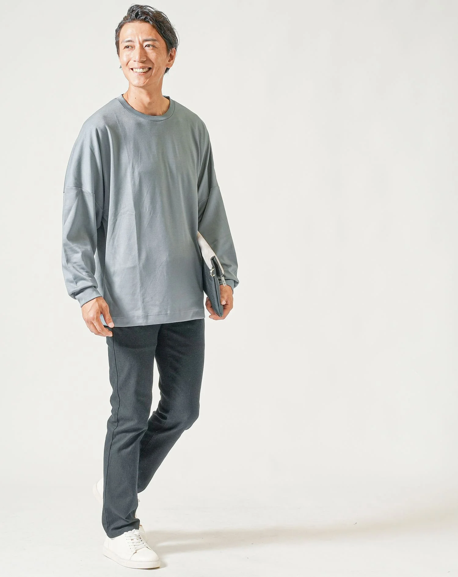 ドルマンスリーブオーバーサイズクルーネック長袖Tシャツ - Image 20