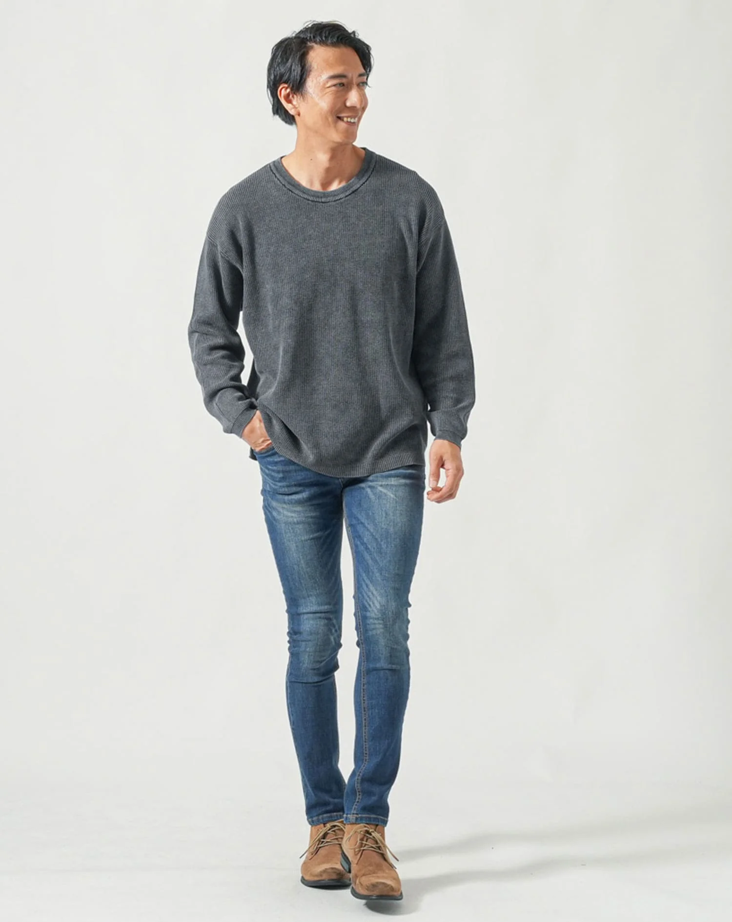 オーバーサイズヴィンテージ加工長袖クルーネックニットTシャツ - Image 7