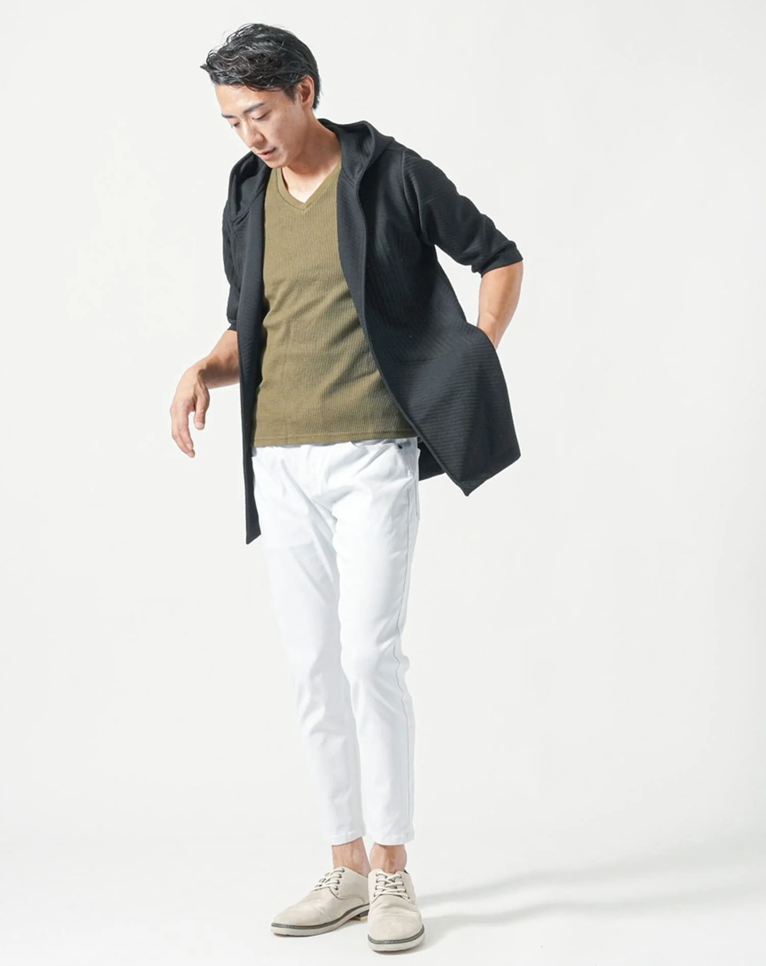ワッフル素材スリムフィット半袖VネックTシャツ - Image 43