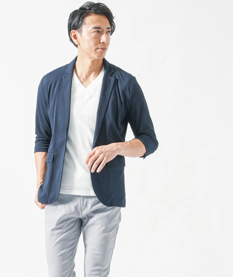 50代メンズ夏服3点コーデセット　ネイビー7分袖テーラードジャケット×白半袖Tシャツ×グレーアンクルチノパンツ - Image 4