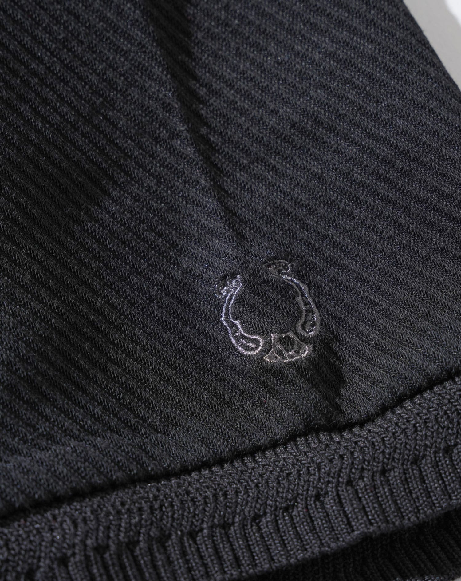 膨れジャガードスリムフィット半袖VネックTシャツ - Image 16