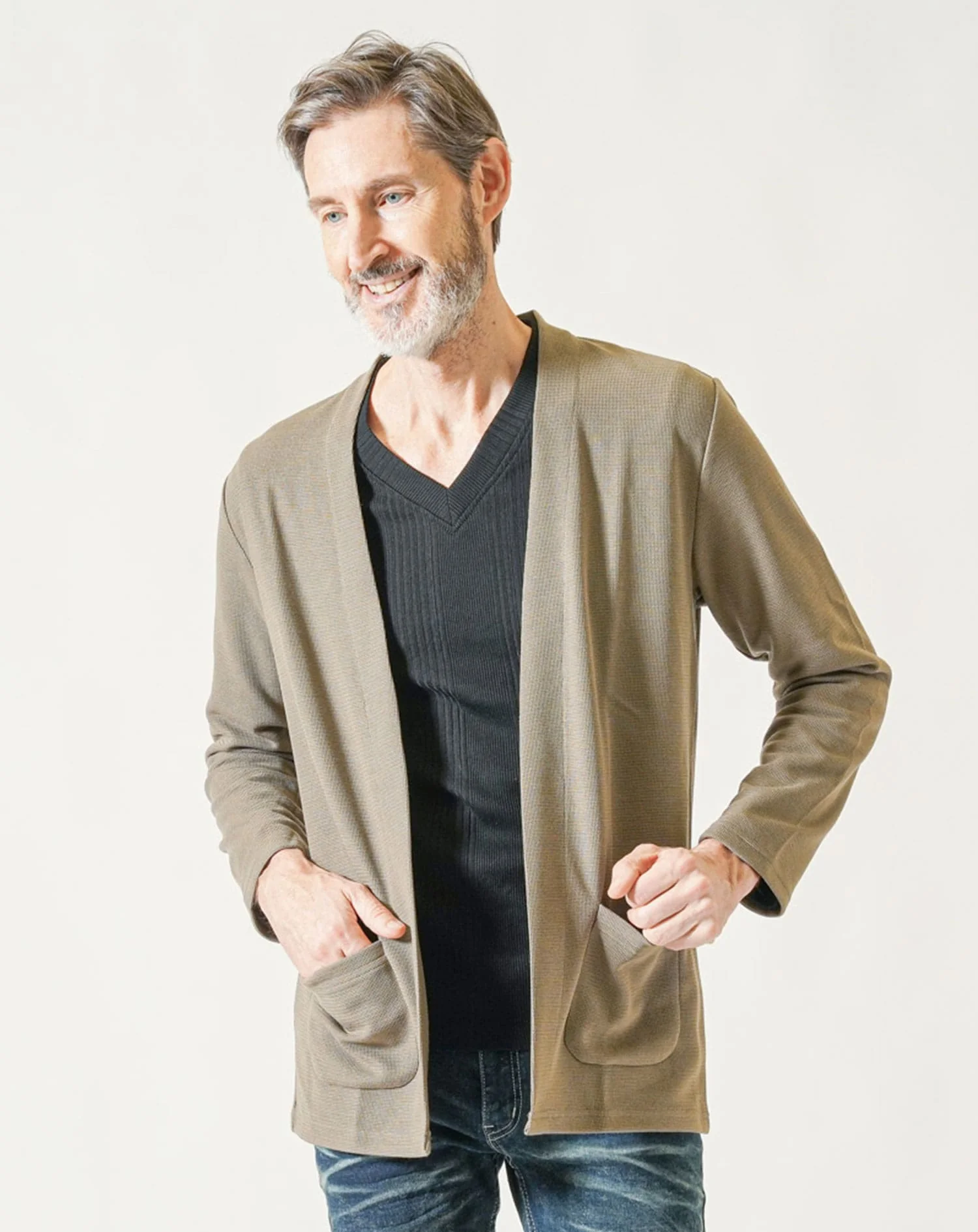 50代60代向け ストレッチカット地ボタンレス長袖カーディガン - Image 11