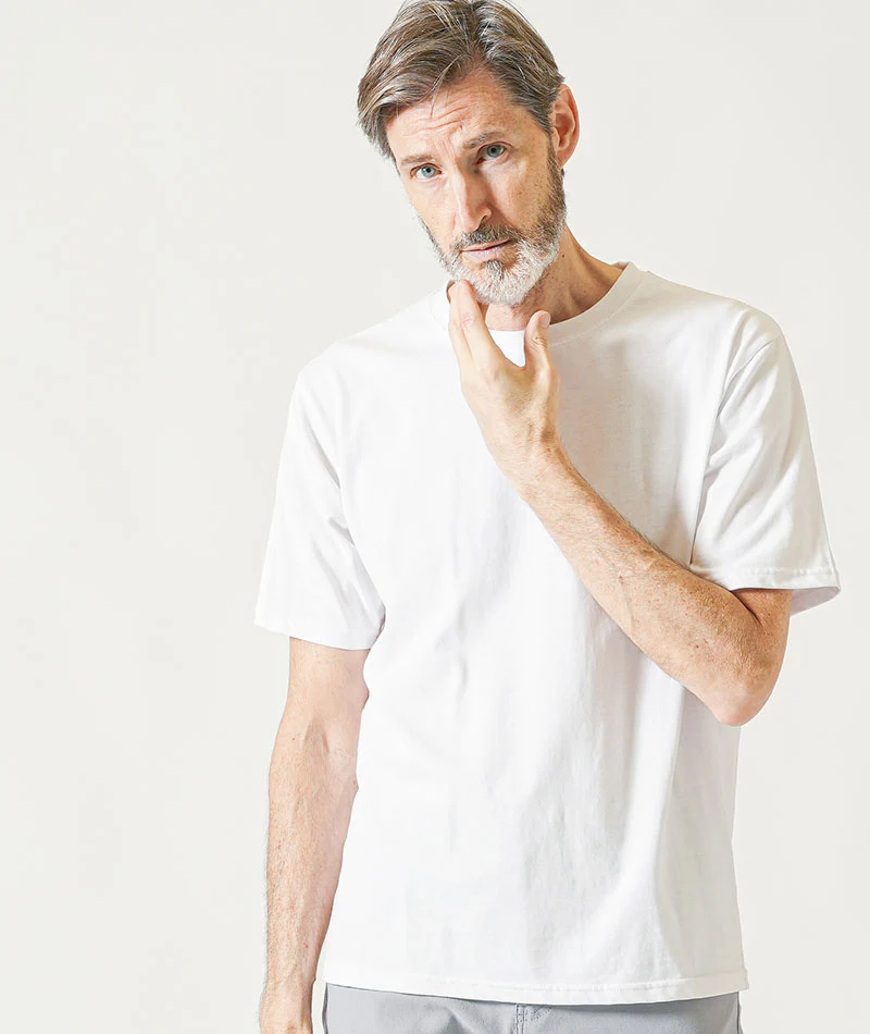 60代メンズ夏の3点コーデセット 黒5分袖サマーカーディガン×白半袖Tシャツ×グレーストレッチチノパンツ - Image 7