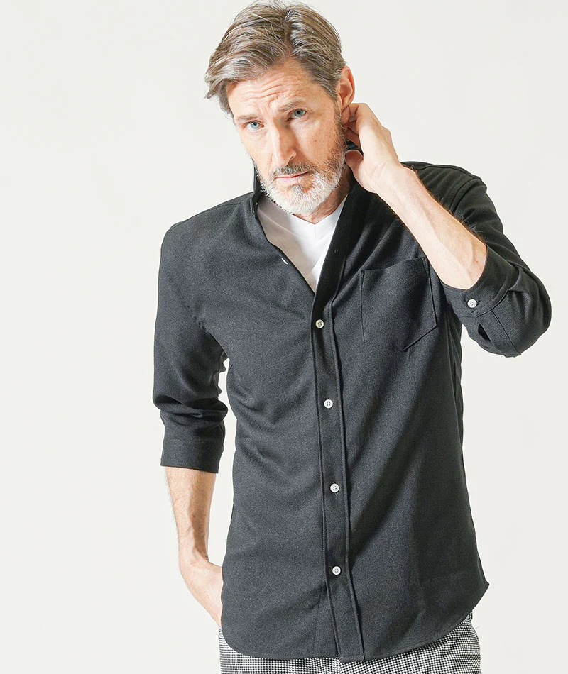 60代メンズ夏の3点コーデセット 黒7分袖シャツ×白半袖VネックTシャツ×千鳥柄ストレッチパンツ - Image 6