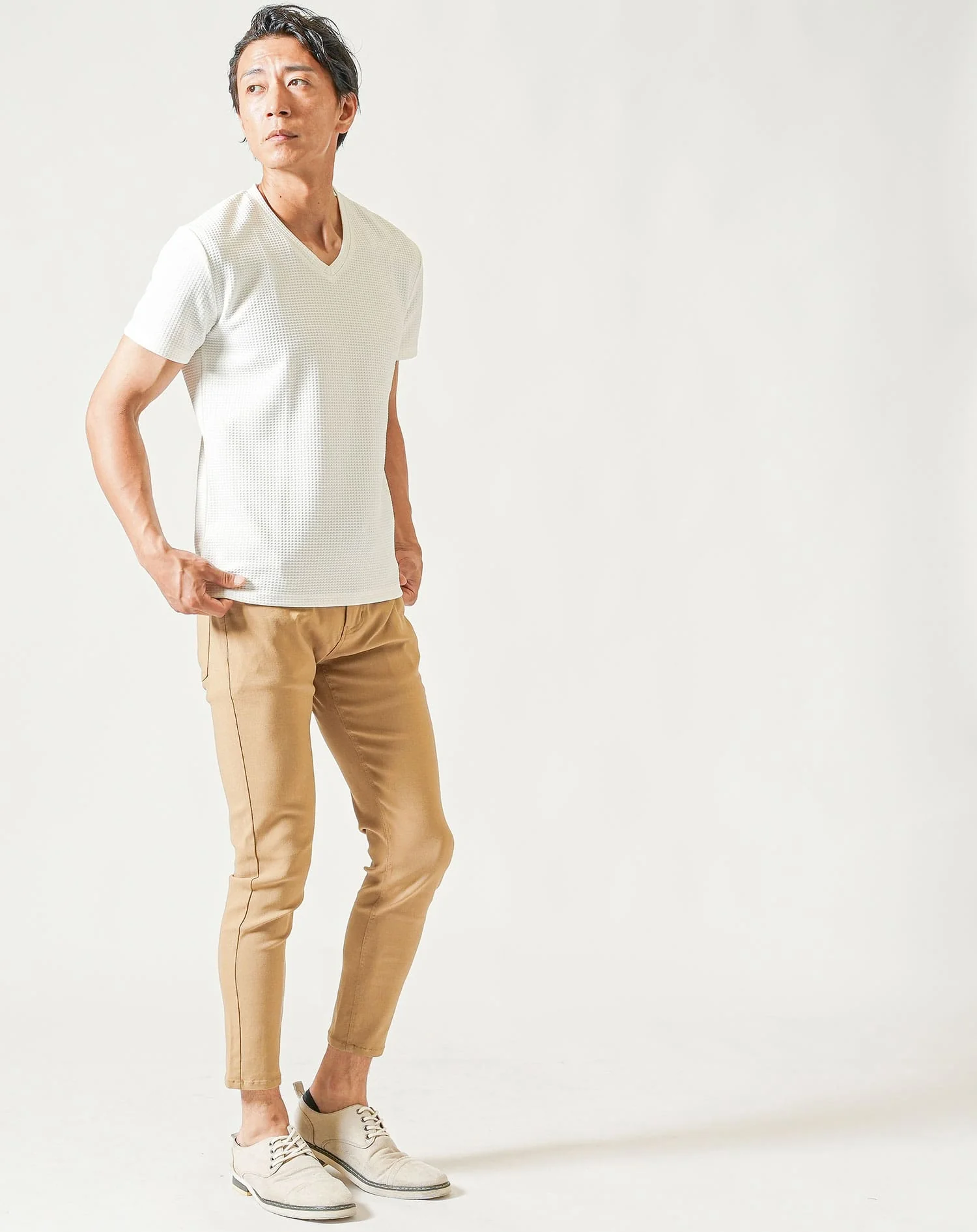 膨れワッフル編み半袖VネックTシャツ - Image 4