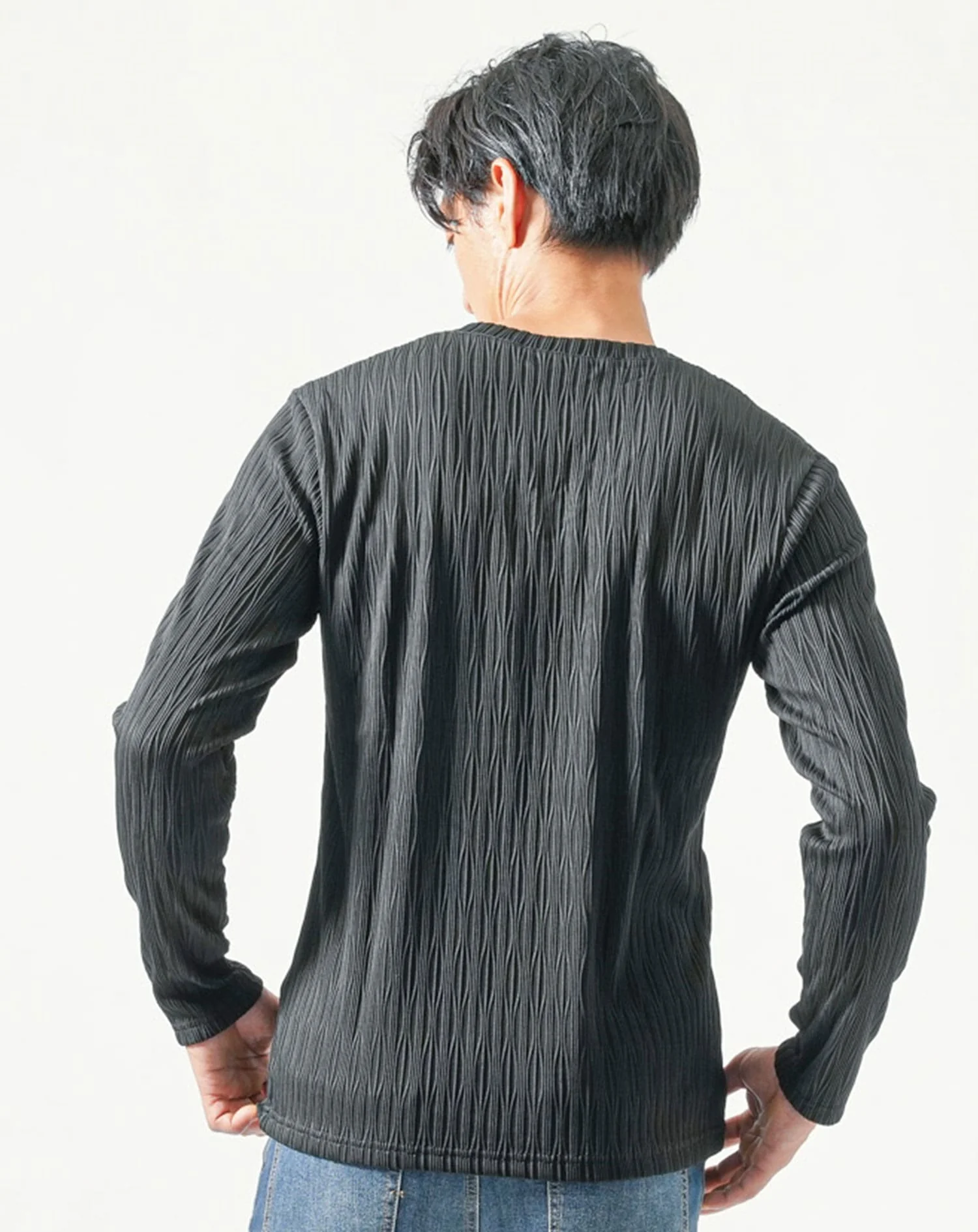 膨れウェーブ柄長袖ストレッチVネックTシャツ - Image 14