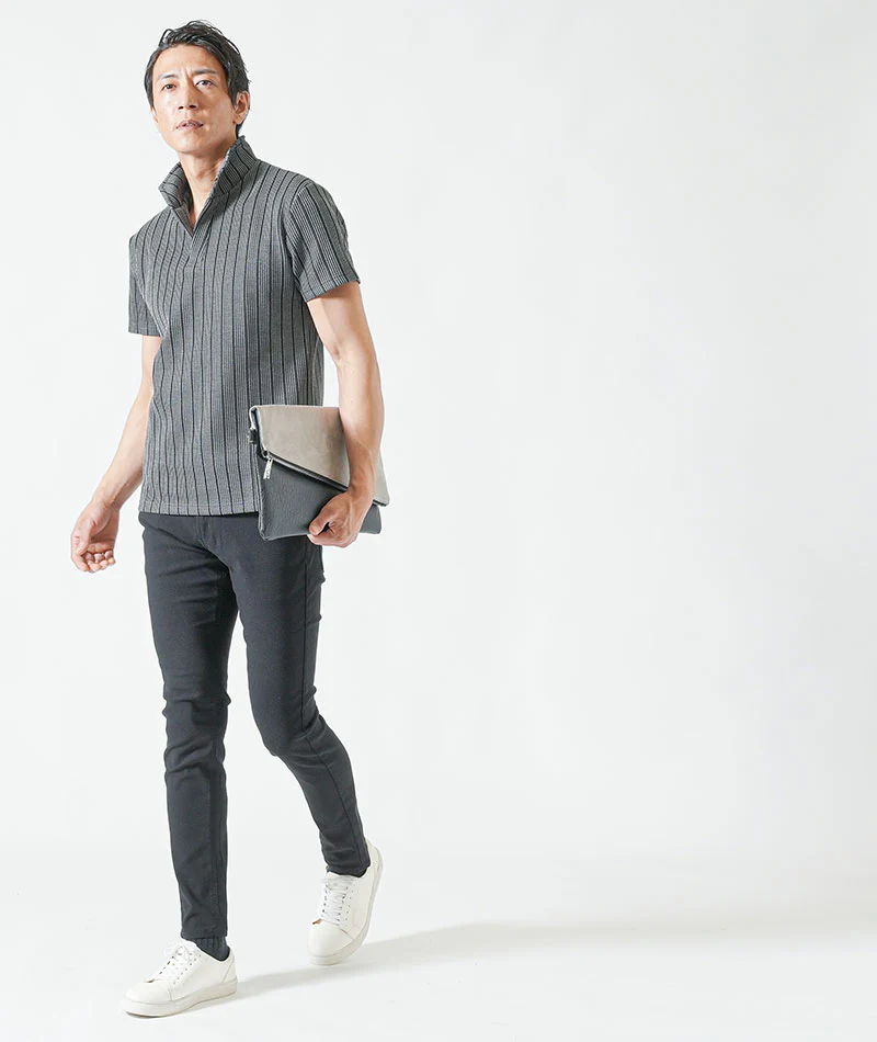 ちょいワル・イケオジメンズ夏の3点コーデセット　グレー半袖ポロシャツ×白半袖Tシャツ×黒ストレッチチノパンツ - Image 3