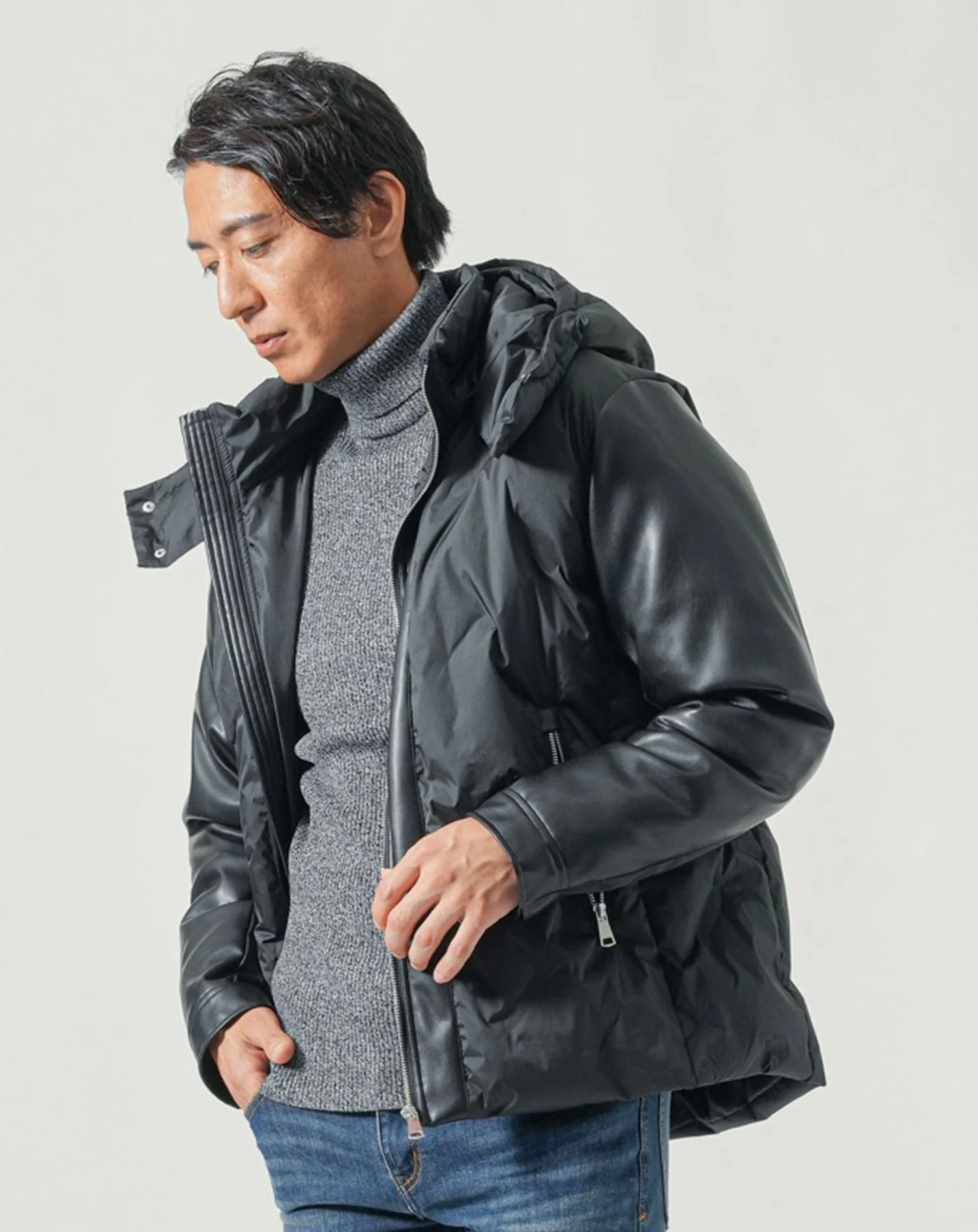 撥水加工切り替えデザインシームレスフード付き中綿ダウンジャケット - Image 17