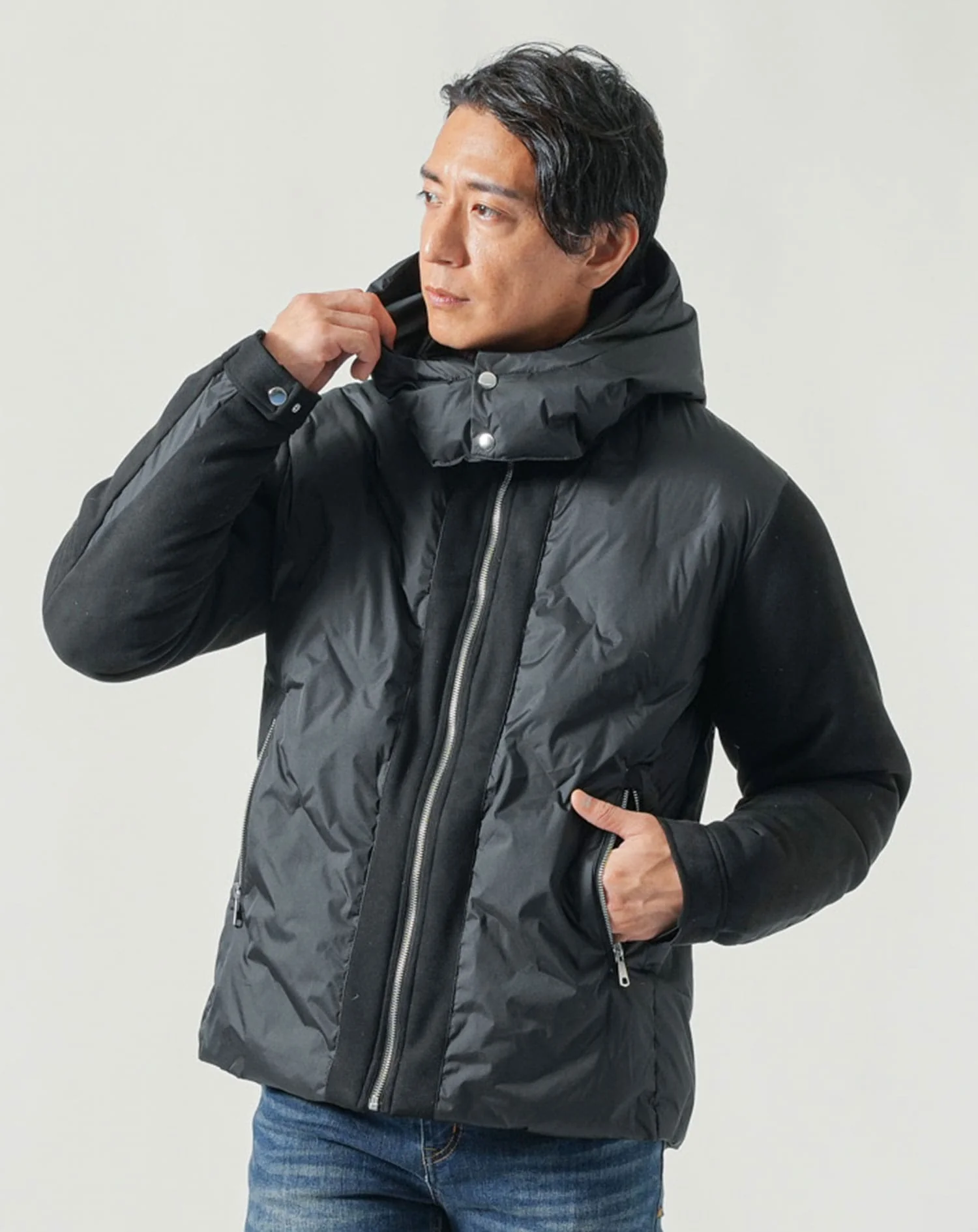 撥水加工切り替えデザインシームレスフード付き中綿ダウンジャケット - Image 23