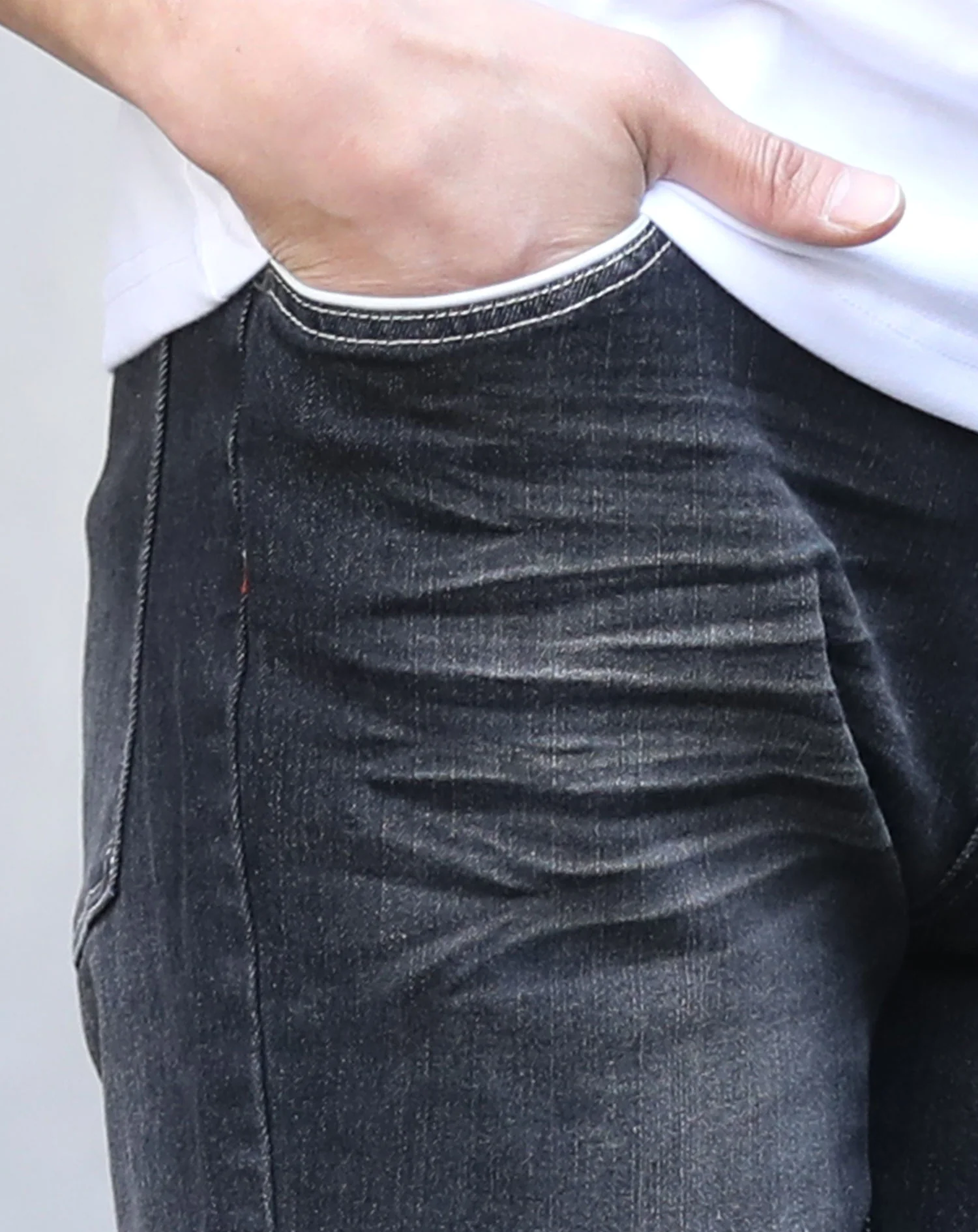 ヒゲ加工パイピングデザインストレッチデニムパンツ - Image 3