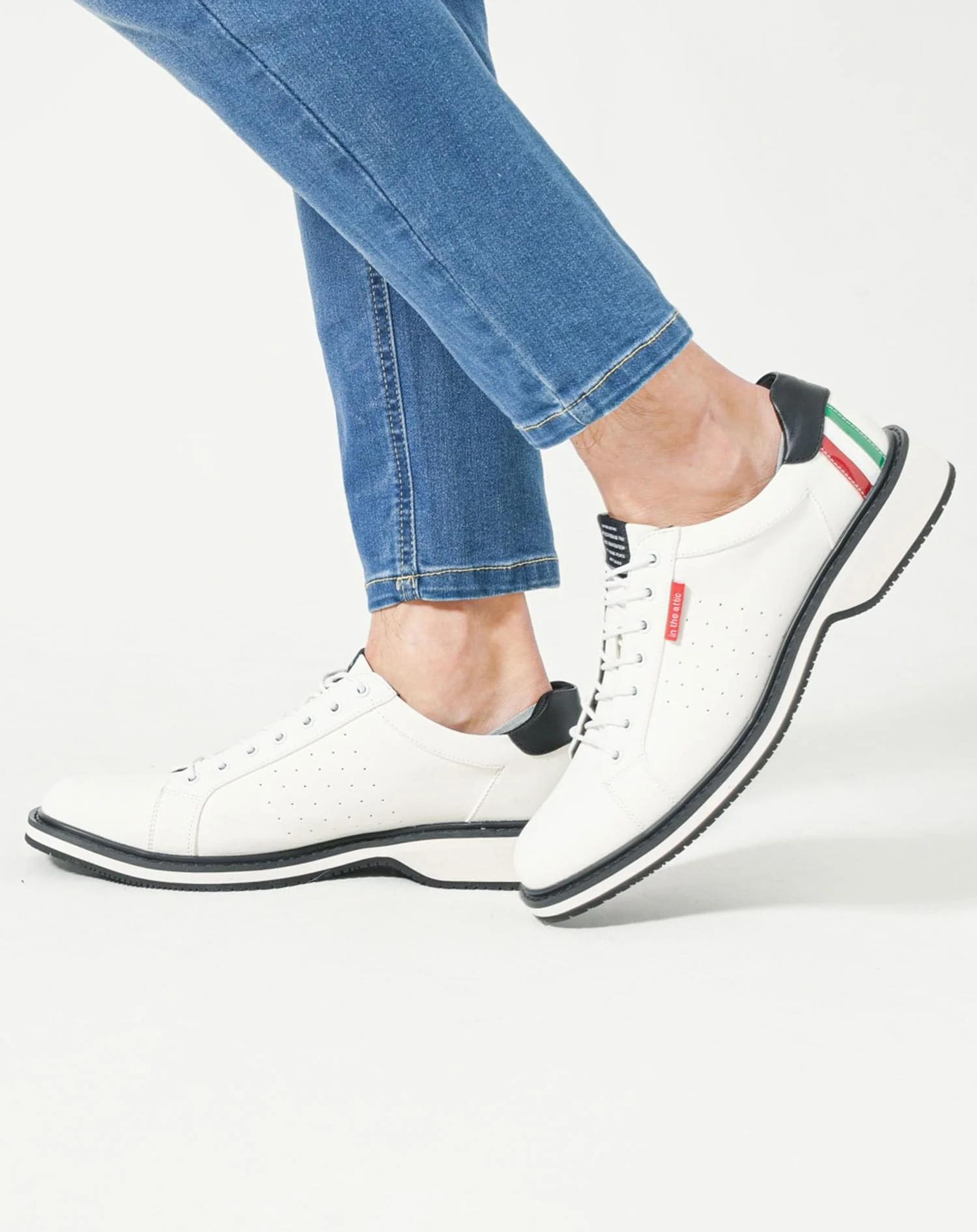 イタリアラインムラスエードローカットスニーカー - Image 7